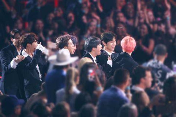 190501 BTS 방탄소년단 Reaction to Kelly Clarkson @ 2019 빌보드 뮤직 어워드 Fancam - billboard music awards 2020 kelly clarkson