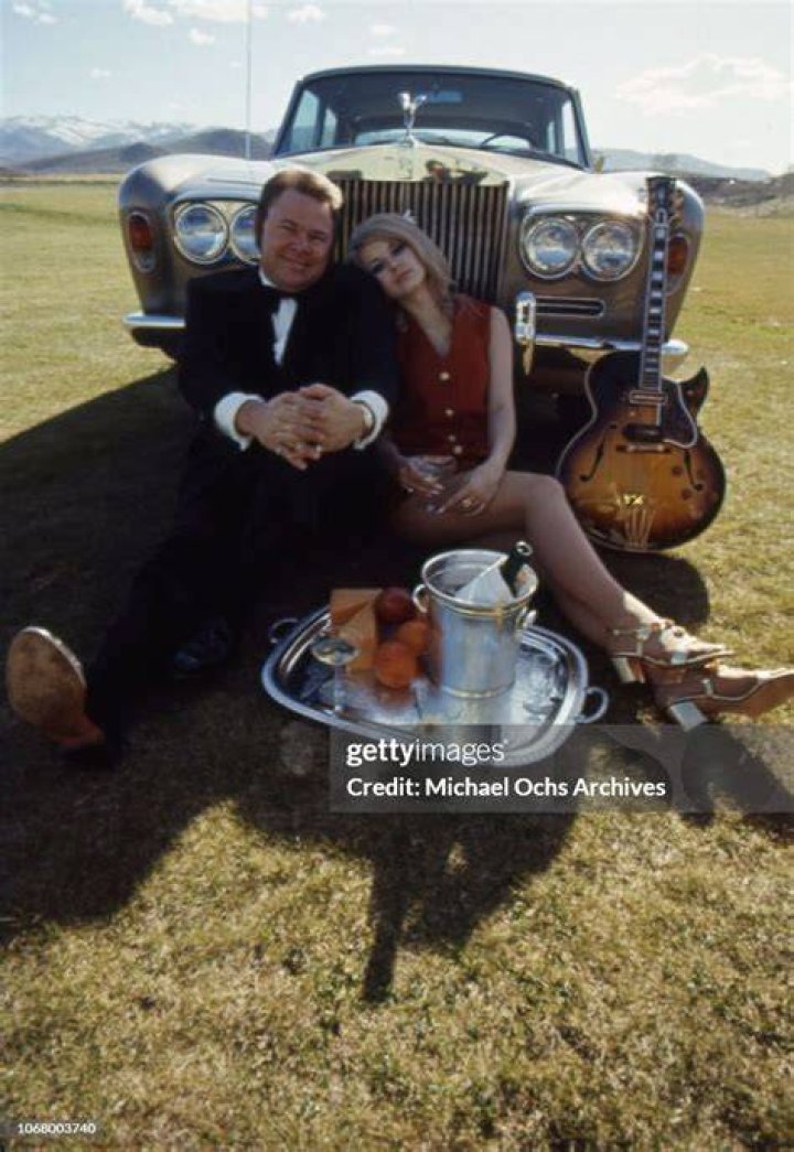 Barbara Joyce Rupard Is Roy Clark's Wife Still alive? Dicy Trends