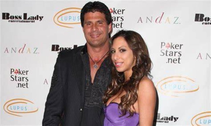 Esther Haddad Bio, Family, Career, Husband, Net Worth, Measurements