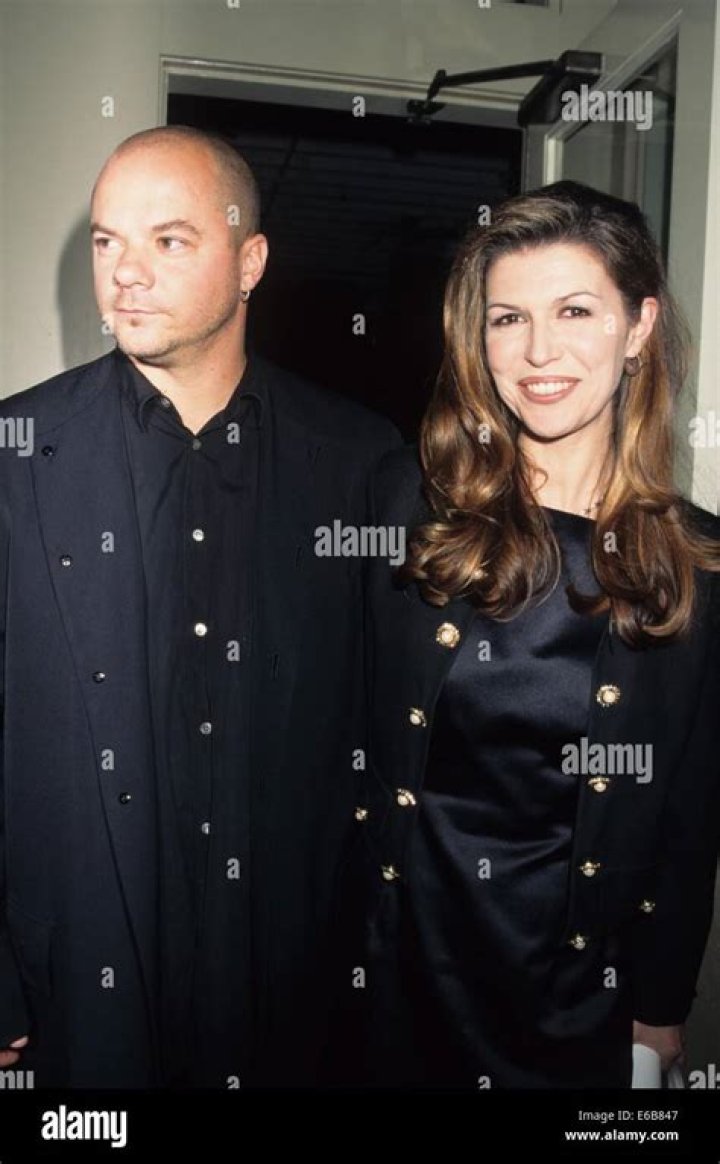 Finola hughes husband russell young pacific hires stock photography