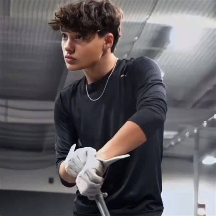 Jaden Walton ·
