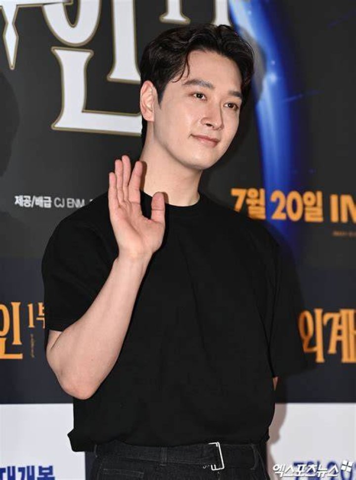 Junho: Profile, Age, Weight, Height, Facts