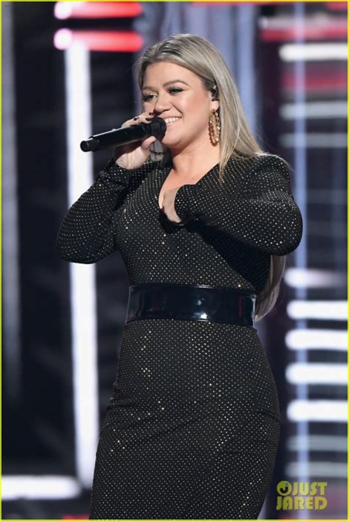 Kelly Clarkson - Medley [Live] - 2018 Billboard Music Awards - billboard music awards 2021 kelly clarkson