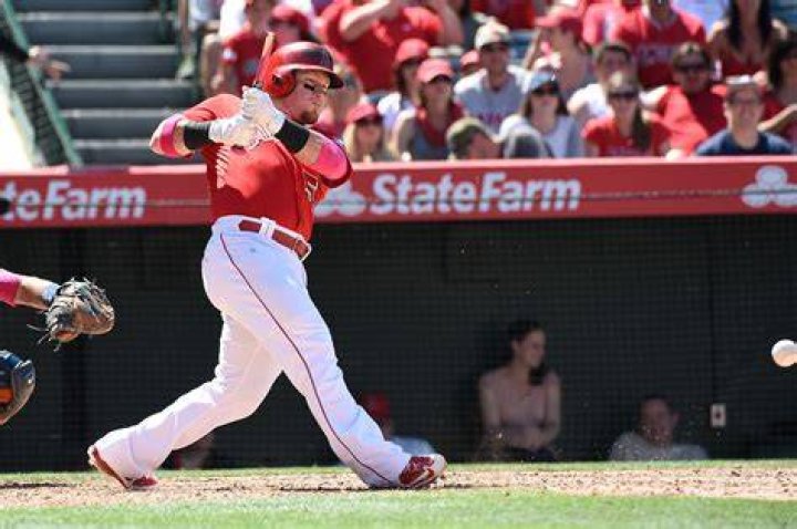 Kole Calhoun Wife Is Kole Calhoun Married? Who Is Kole Calhoun Wife