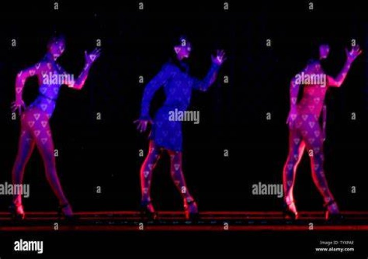 Les danseurs du crazy horse Banque de photographies et d&rsquo;images &agrave; haute