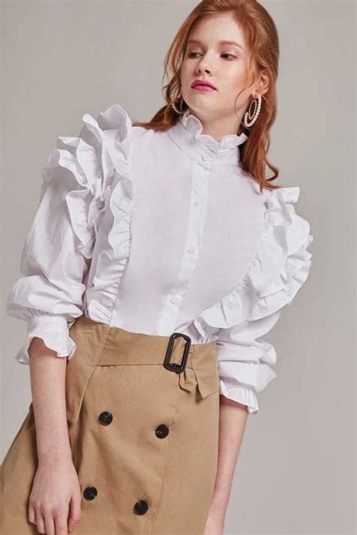 Man Fashion, Ruffled, Ruffle Blouse, Actors, Celebrities, Quick, Women