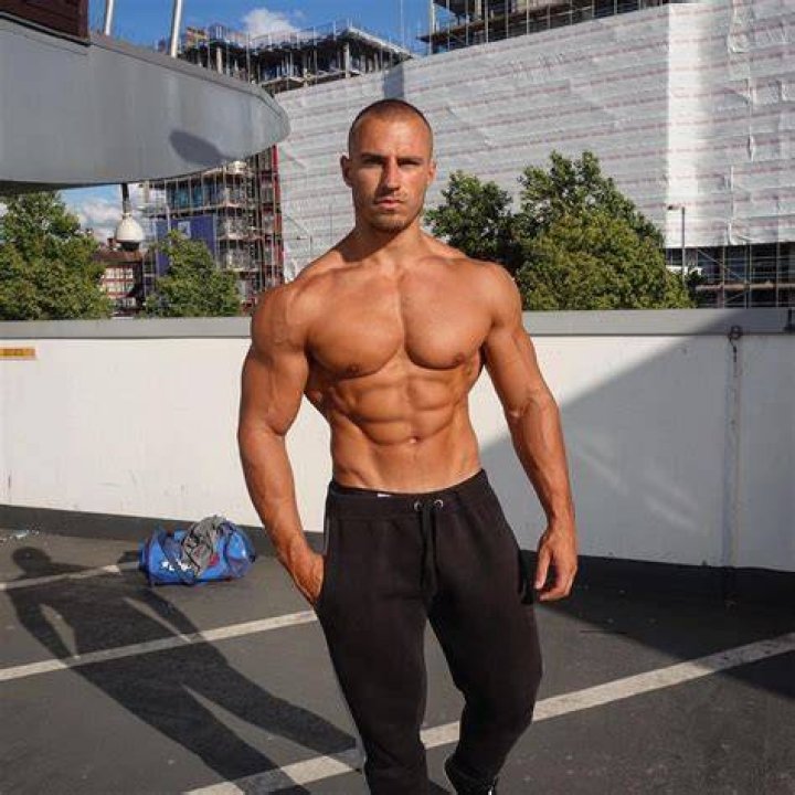 Mike Thurston's Age And Fitness Journey Revealed