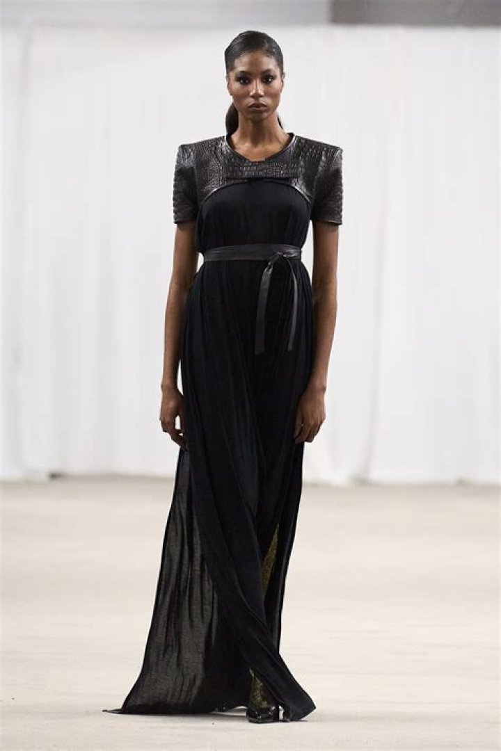 Model Laurence BASSE Beautiful black women, Model, Black women