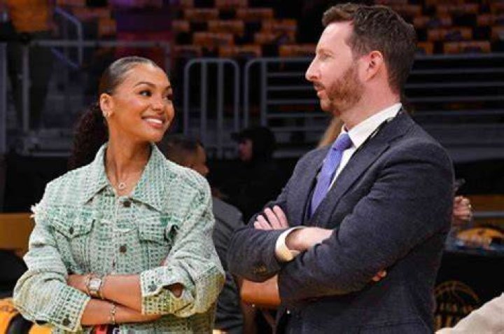 NBA reporter on ESPN, Malika Andrews is Single and lives with her Parents. ·