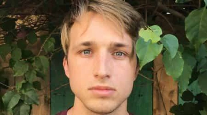 Shayne Topp Height, Weight, Age, Girlfriend, Family, Facts, Biography ·