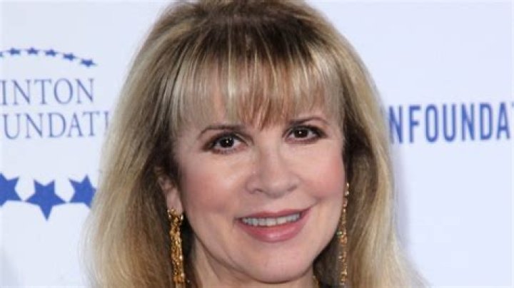Stevie Nicks Learned a 'Big Lesson' After Her Dad Discovered Her