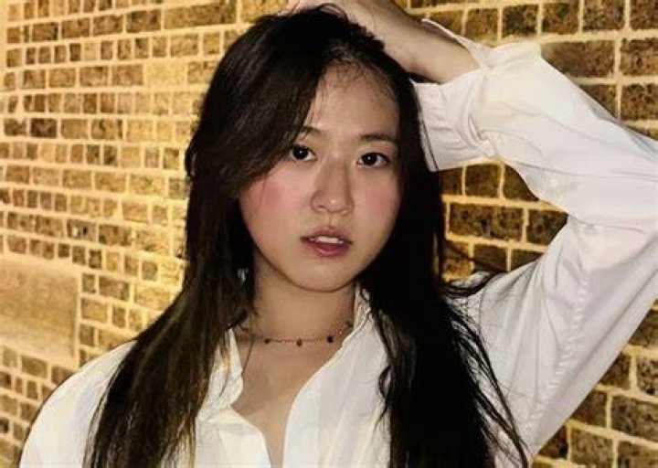 Sugenja Sri Age, Height, Boyfriend, Instagram, Parents ·