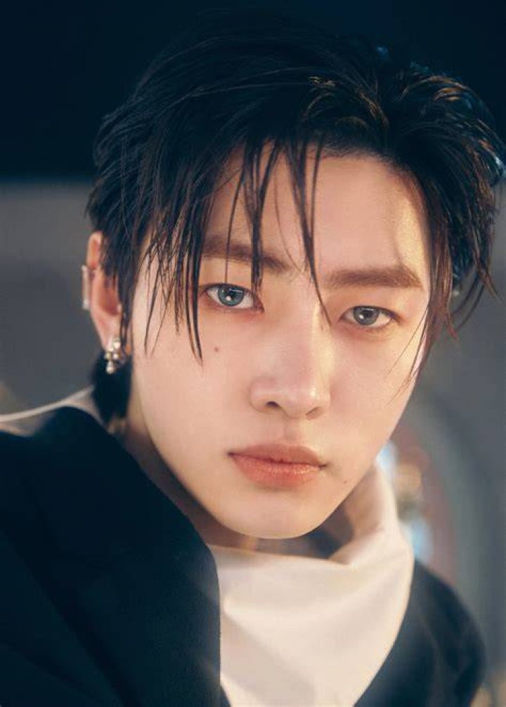Sung Hoon ·