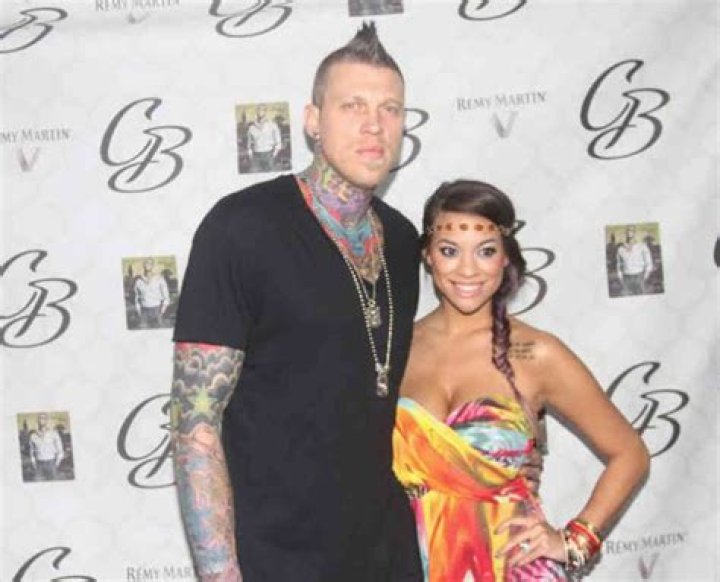 Tina Wiseman Chris "The Birdman" Andersen's Girlfriend ( Bio, Wiki)