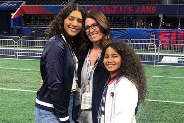 Who Are Maya Bradys Parents? Meet Her Mom Maureen & Dad Brian Timmons