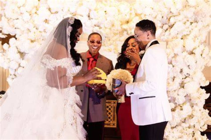 Who Is RaeShanda LiasLockhart Wife LaShondra Lias Lockhart