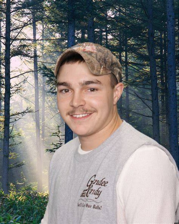 Who Was Shain Gandee, the MTV Buckwild Star Found Dead? ·