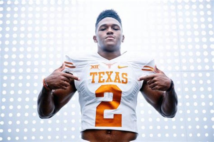 Why landing QB Roschon Johnson early in the 2019 class was so important